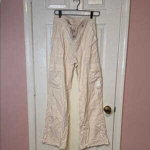 American Eagle Outfitters Light Tan Cargo Pants